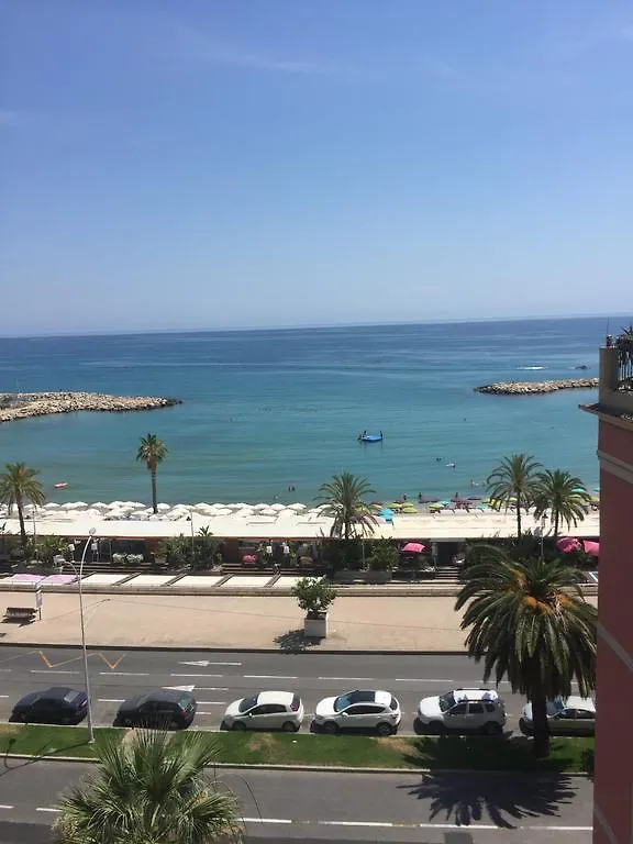 Apartment Studio Residence La Plage Menton