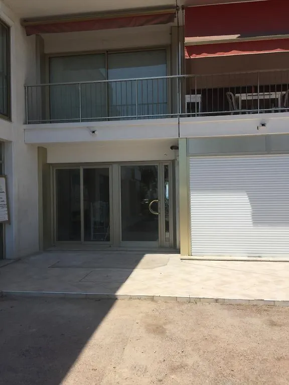 Studio Residence La Plage Menton 0*,