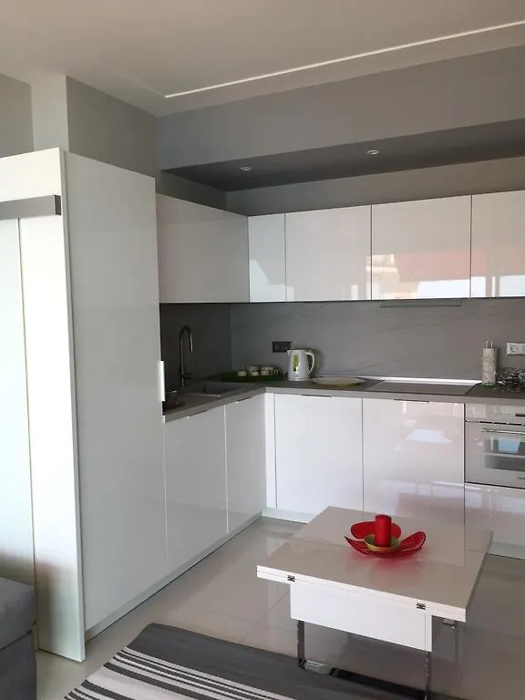 Studio Residence La Plage Menton 0*,